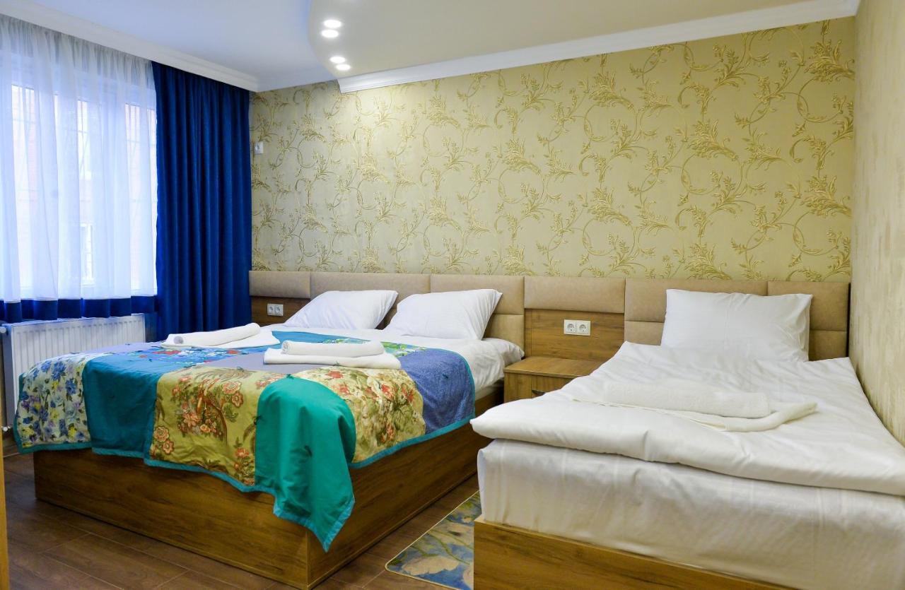 Hostel Look Kutaisi Bagian luar foto