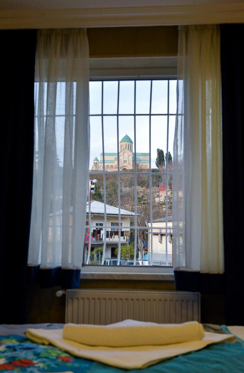 Hostel Look Kutaisi Bagian luar foto