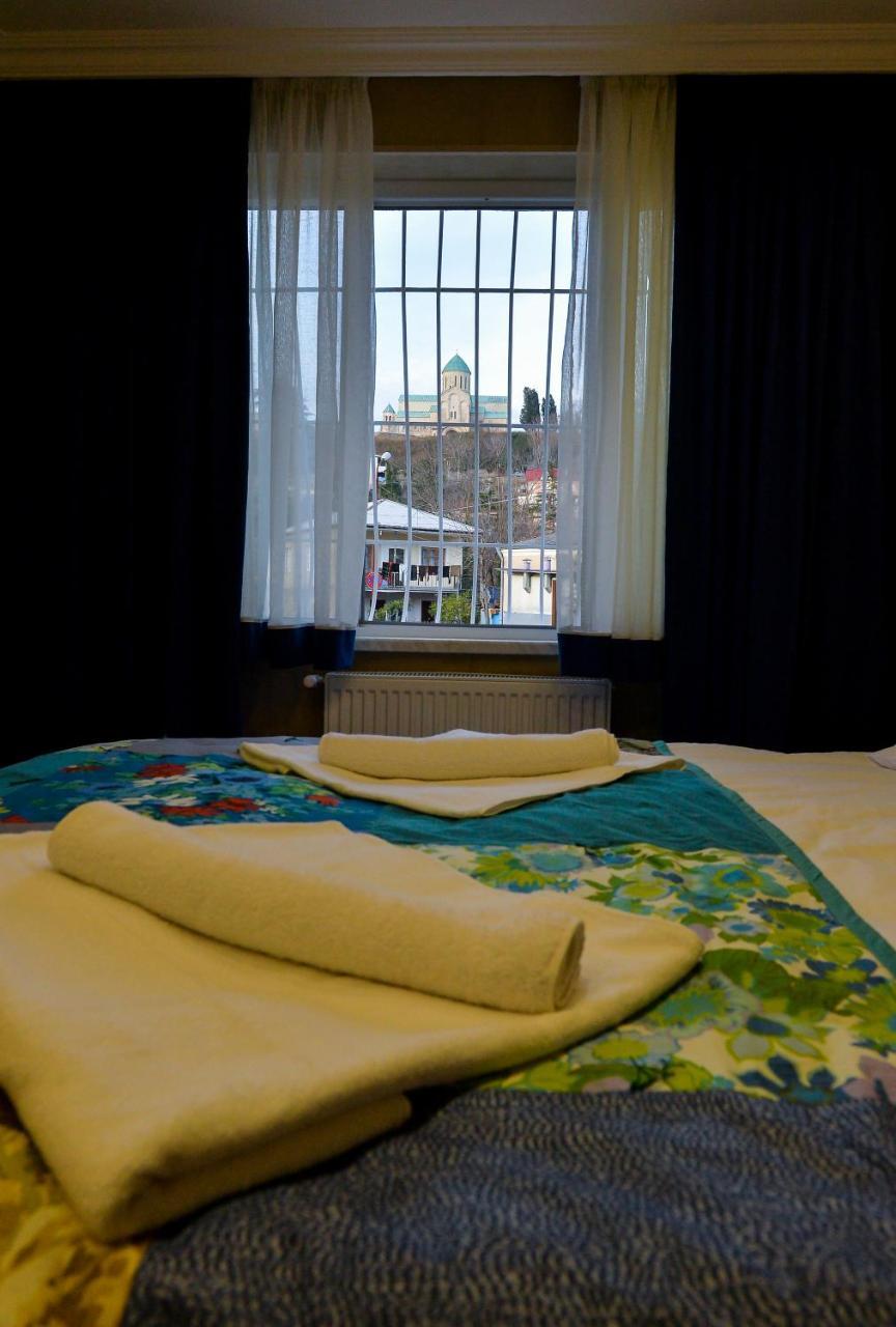 Hostel Look Kutaisi Bagian luar foto